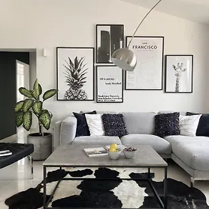 Beachfront Petar Apartment
