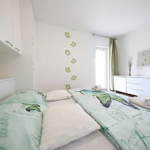 Mirakul Apartman