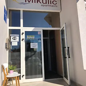 Mikulic Apartment